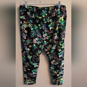 Women's Capri Leggings vibrant colors Junior size XXL